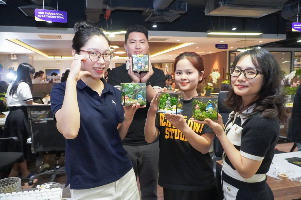 E-CHILL: Vườn xanh trong hộp kính