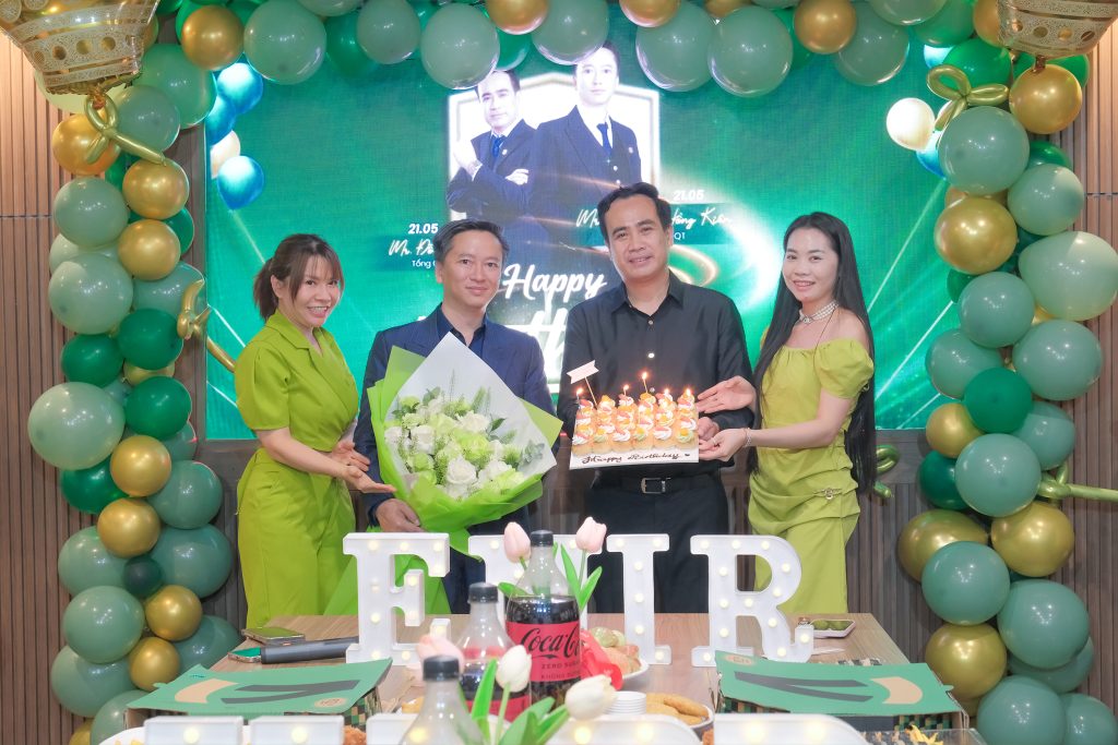 Thắp lửa tháng 5: Happy Hour – Mừng sinh nhật hai lãnh đạo của EMIR!