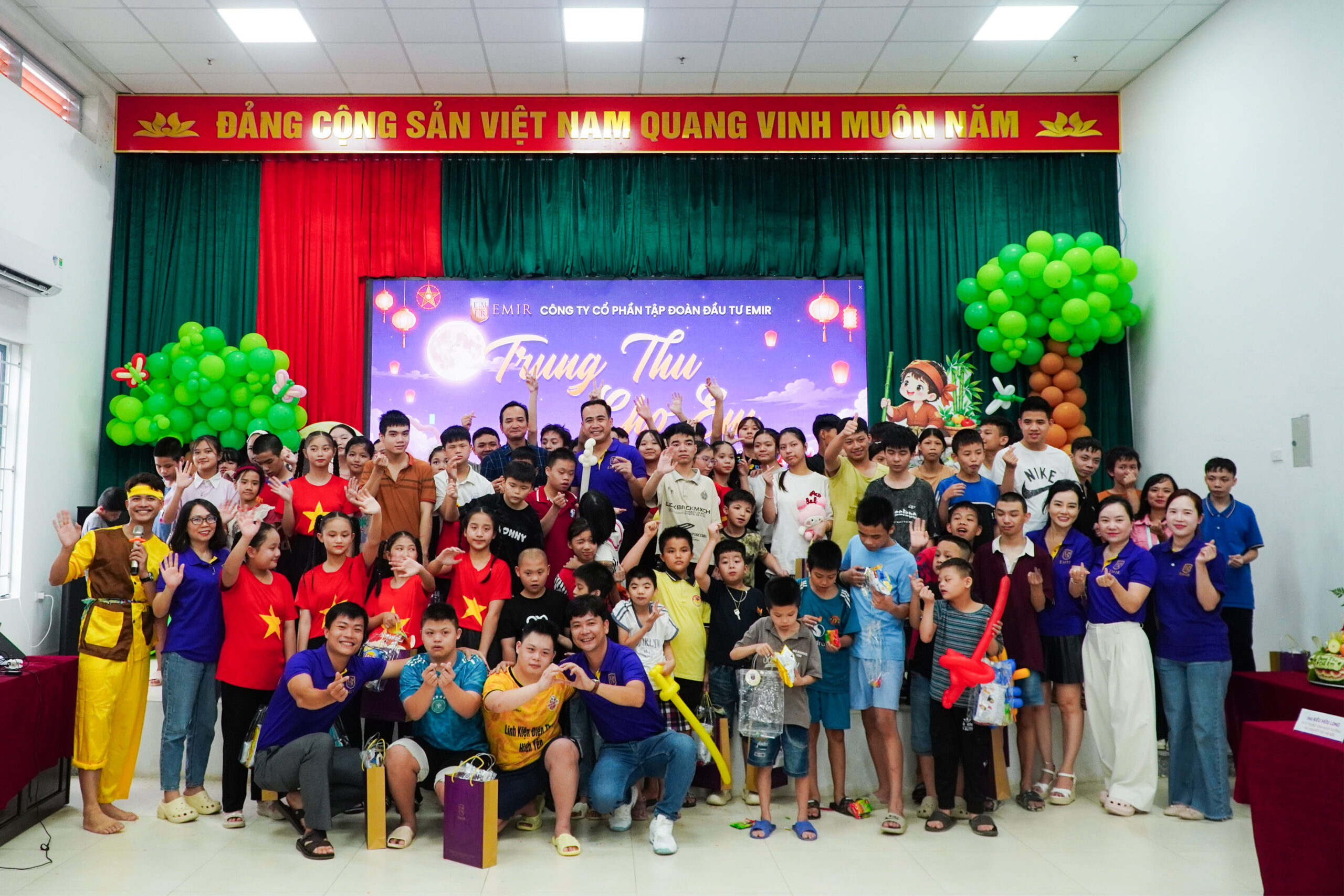 Trung thu cho trẻ khuyết tật Hà Nội