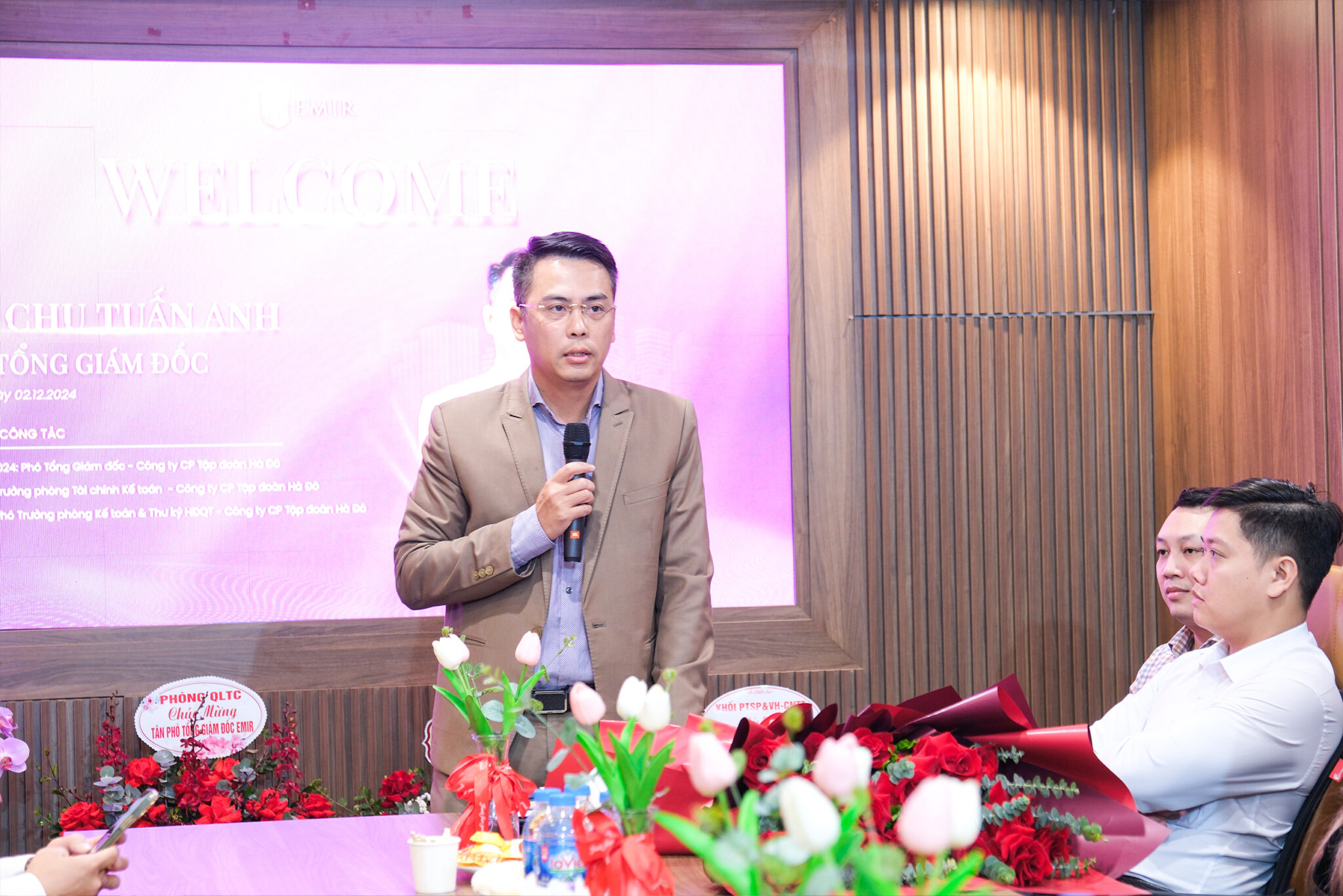Tân Phó Tổng giám đốc Chu Tuấn Anh phát biểu nhậm chức.